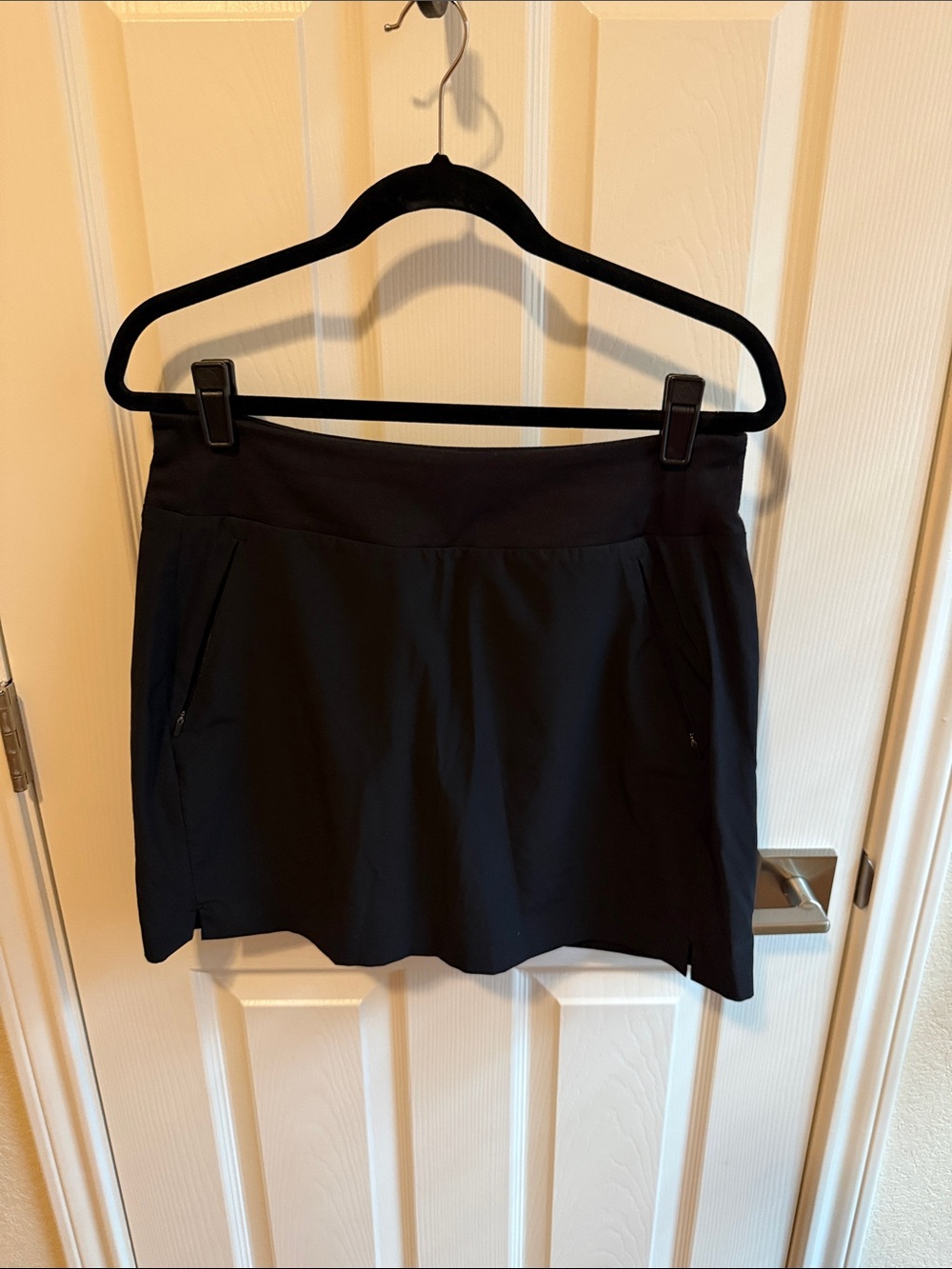 Athleta Black Soho Skort